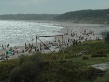 playa de san luis en alta temporada